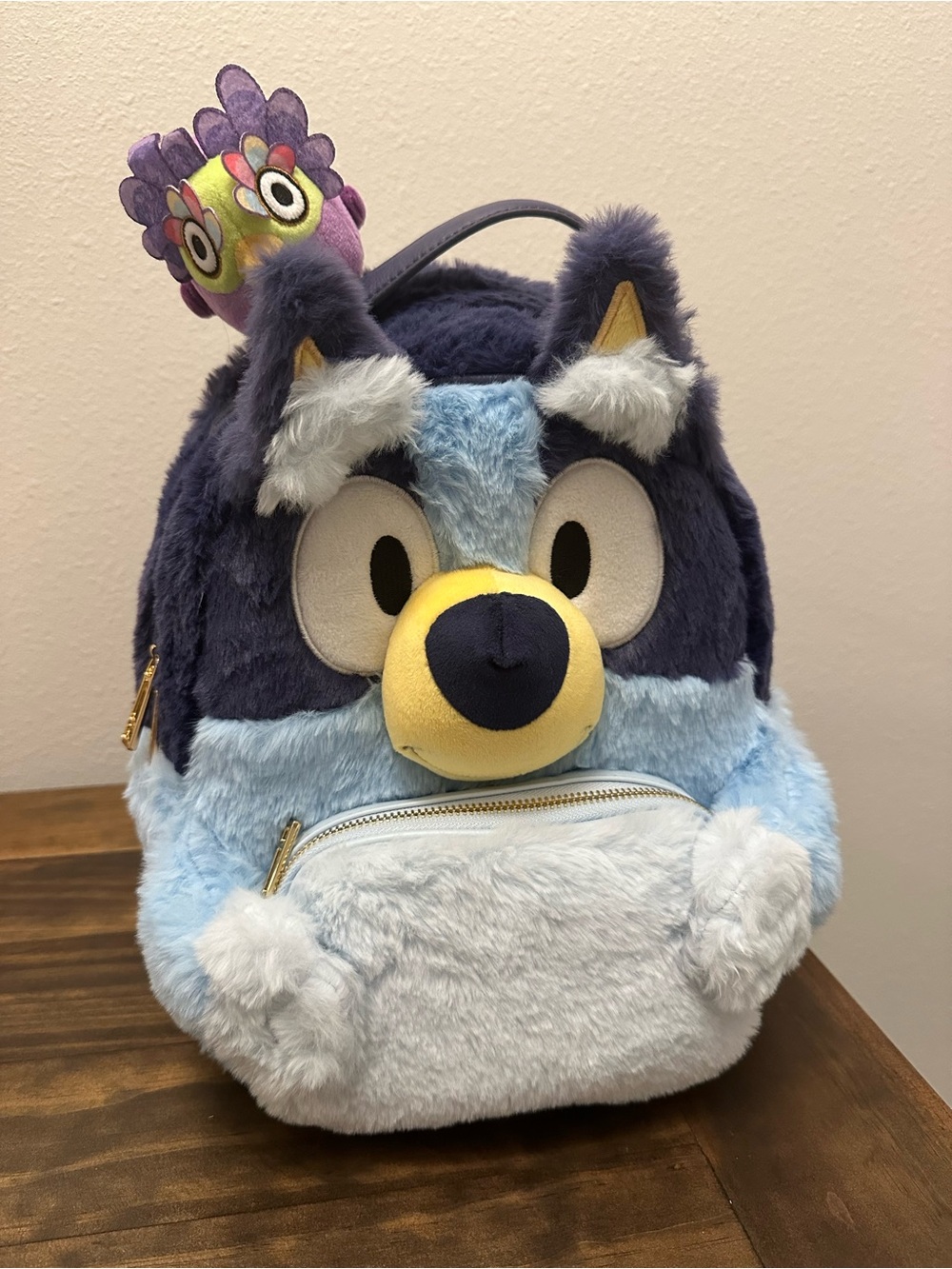 Her Universe Bluey Plush Backpack with Chattermax- excellent condition - Picture 4 of 7